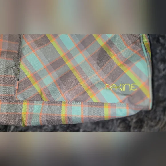 Dakine Multicolor Plaid Tote with Gray Straps - Picture 4 of 13